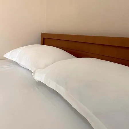 Maria Hotel Radhimë